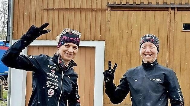 Sylvia und Susi waren am Eisenparkweg mit Mülltüten unterwegs.