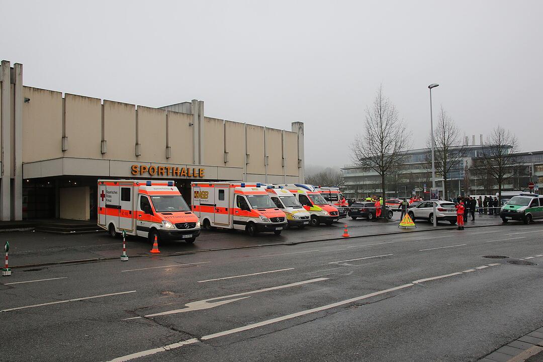 Coburg: SEK-Einsatz in Wohnung an Angerturnhalle – Haus wurde gestürmt