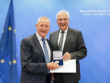 Fürther Oberbürgermeister Thomas Jung erhält seltene Auszeichnung