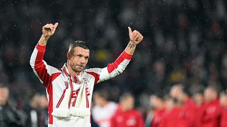 Lukas Podolski verk&uuml;ndet Karriereende - "neues Kapitel"