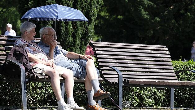 2022 kann der Jahrgang 1956 in Rente gehen. Denn für diesen Jahrgang liegt das reguläre Renteneintrittsalter bei 65 Jahren und zehn Monaten.