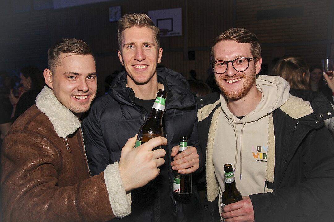 Mit vielen Party-Songs der 80er & 90er und Rock-Pop Klassikern