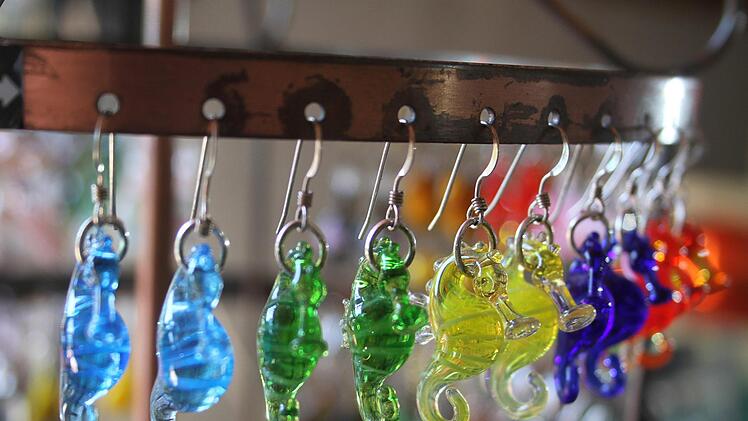 Eine Glasbläserin zeigte ihre Handwerkskunst. Foto: Sonny Adam