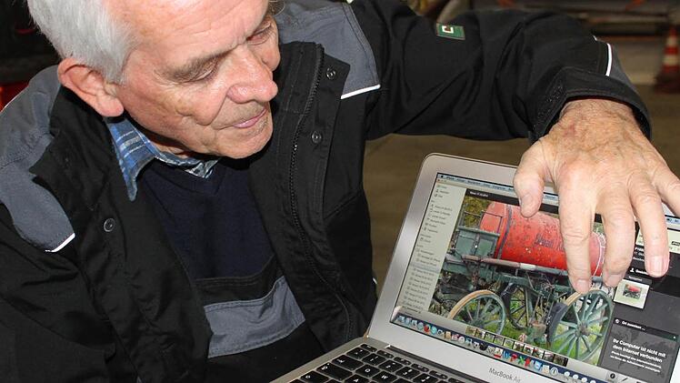 500 Fotos hat Jürgen Sang gemacht, bevor der Wagen auseinandergelegt wurde. Foto: Mäuser
