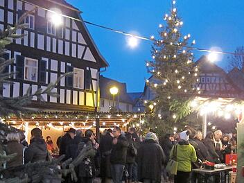 Der Jesserndorfer Weihnachtsmarkt hat sich das Gem&uuml;tliche, Heimelige bewahrt. Foto: privat