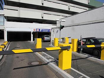 Kein Parkplatz gefunden? Pech gehabt - einen Euro kostet es trotzdem! Foto: Michael Busch
