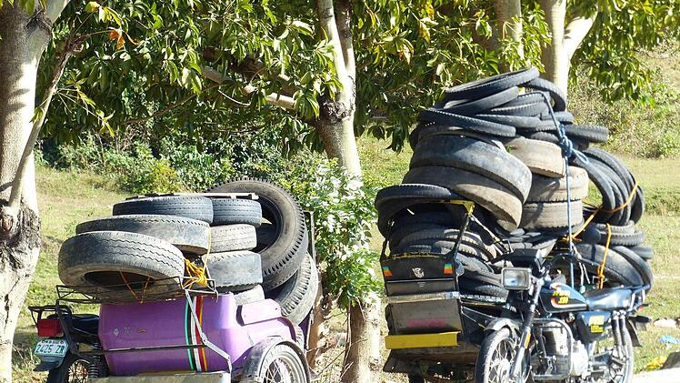 Unglaublich, was man alles auf ein Motorradtrike packen kann.
