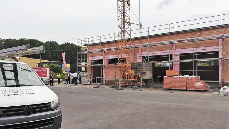 Etwa 350.000 Euro investiert Koch Haustechnik ins neue Spenglerei-Gebäude.  Foto: Sigismund von Dobschütz