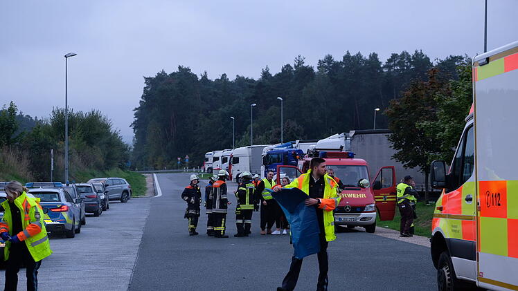 Schwerer Verkehrsunfall auf der A9 bei Nürnberg