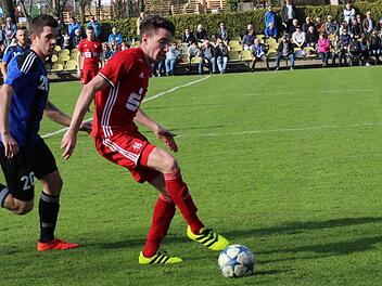 Coburgs "Abfangjäger vor der Abwehr", Jannik Krebs (rechts), fällt für das wichtige Spiel gegen Rimpar heute aus. Foto: Hartmut Guhling