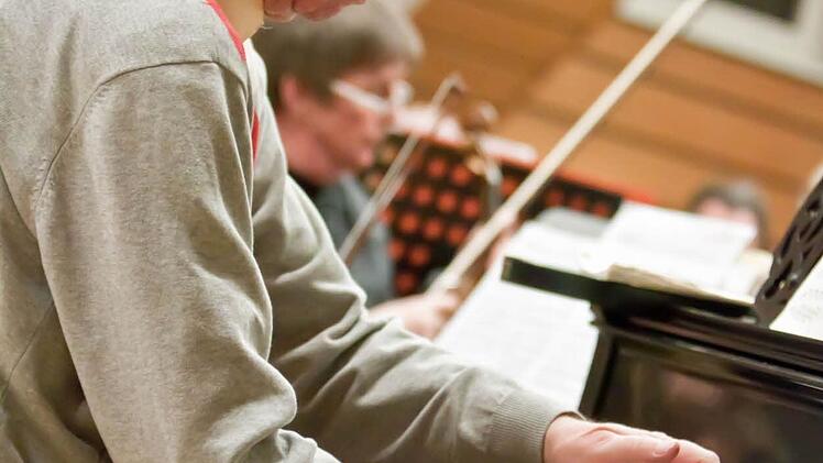 Hans-Dieter Bauer am Flügel