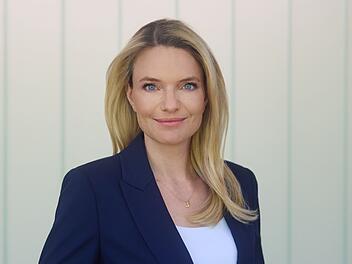 Sarah Tacke wird in der Sommerpause mit einem eigenen Talkformat den Sendeplatz von "Maybrit Illner" &uuml;bernehmen.