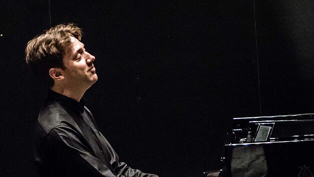 Ein Wiederhören mit dem Pianisten Benjamin Moser gibt es am 17. Februar 2020 bei der Gesellschaft der Musikfreunde CoburgFoto: Archiv/Jochen Berger