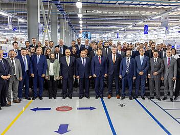 Nürnberger Autozulieferer Leoni expandiert - zwei neue Werke