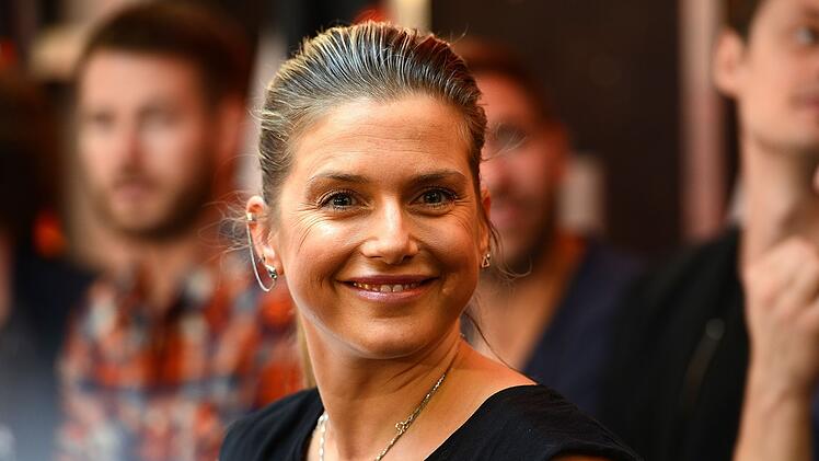 Jeanette Biedermann erwartet mit 46 Jahren ihr erstes Kind.