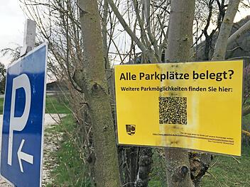 Die vielen Besucher mit Auto versucht der Markt Wiesenttal mit einem kleinen Parkleitsystem zu lenken.