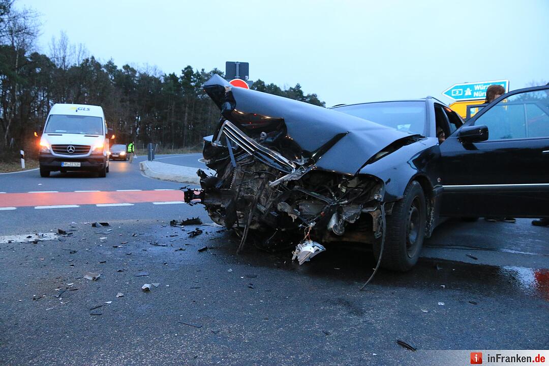 Unfall bei Hirschaid: Zwei Frauen schwer verletzt