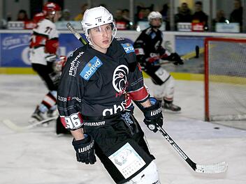 Michael Breyer hofft, dass er und seine Teamkollegen der Haßfurter "Hawks" sich am Sonntag im ersten Punktspiel zu Hause gegen den ESC Vilshofen steigern. Foto: rn