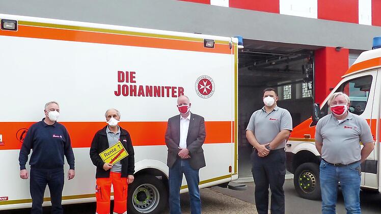 Abschied nach 47 Jahren: von links J&uuml;rgen Keller (Dienststellenleiter Bamberg), Karl Frischmann, Uwe Kinstle, Tom Roschmann (Rettungsdiensleiter) und Andreas Dennert