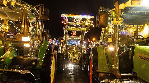 Bayreuth: Bis zu 60 Traktoren bei Weihnachtsfahrt erwartet - Infos zum Event