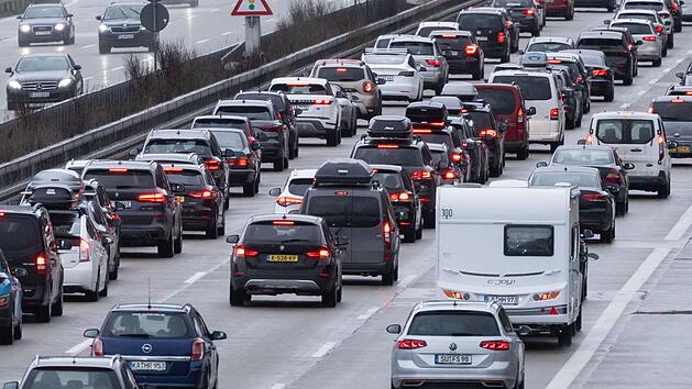 Für Autofahrer*innen gibt es 2023 mehrere Änderungen.