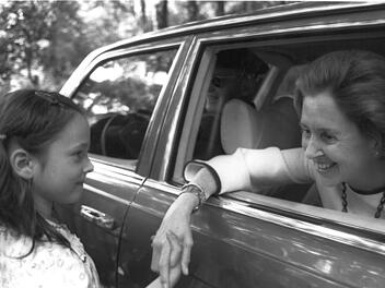 Eine Königin zum Anfassen: Belgiens Königin Fabiola bei einem Besuch 1981 in Coburg.Foto: CT-Archiv