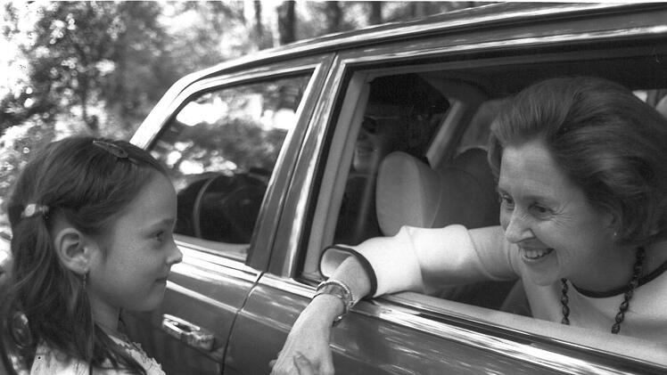 Eine Königin zum Anfassen: Belgiens Königin Fabiola bei einem Besuch 1981 in Coburg.Foto: CT-Archiv