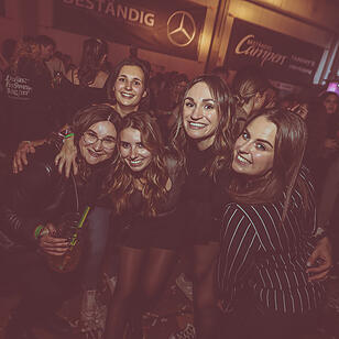 90er & 2000er Party