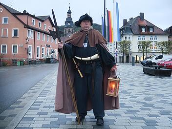 Kulmbach mal anders erleben: Mit dem Nachtwächter auf abendlicher Tour durch die Altstadt.