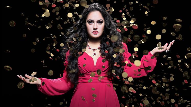 Ruja Ignatova (Nilam Farooq) steht im Mittelpunkt des Milliardenbetrugs um die Krypto-Schmiede OneCoin. Das ZDF verfilmte den True Crime-Fall als sechsteilige Serie, die ab 6. Januar in der Mediathek zu sehen ist - ehe sie ab Sonntag, 11. Januar, auch bei ZDFneo in Doppelfolgen l&auml;uft.