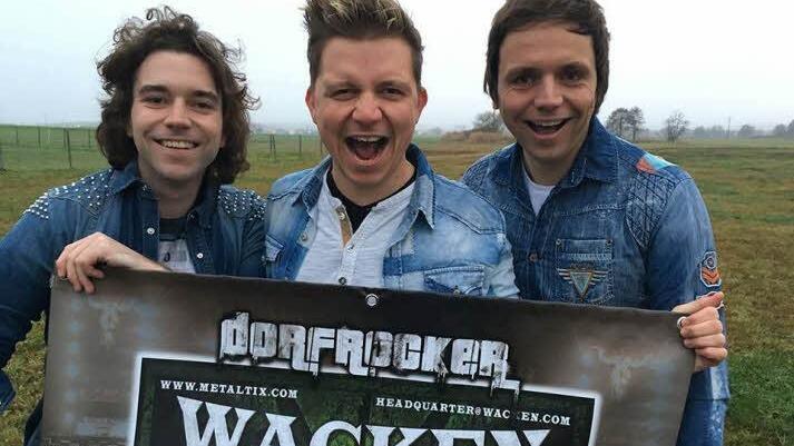 Freude auf Wacken: die drei Thomann-Brüder Foto: Dorfrocker