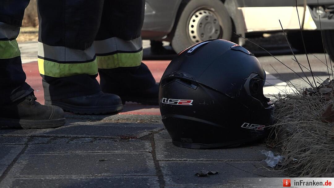 Tödlicher Unfall in Nürnberg: Motorrad kollidiert mit Linienbus