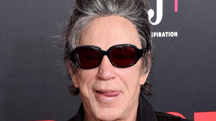 Mickey Rourke schreibt schon länger die meisten Schlagzeilen abseits der Filmsets.