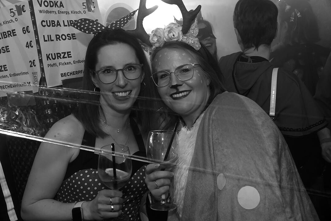 Faschingsparty im Sportheim des FSV Stadeln