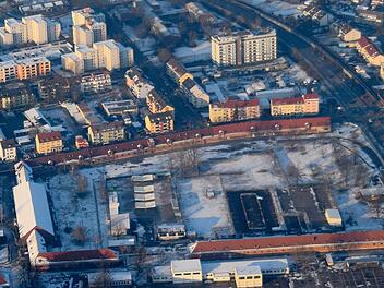 An der Ecke Berliner Ring/Zollnerstraße soll auf der Lagarde-Kaserne in Bamberg das Digitale Gründerzentrum entstehen. In Coburg soll es ebenso Aktivitäten geben. Foto: Ronald Rinklef