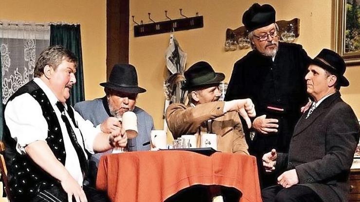 Lustig geht es in dem St&uuml;ck "Der R&uuml;benk&ouml;nig" zu, das die Neue Tettauer Theatergruppe im n&auml;chsten Jahr pr&auml;sentiert. Foto: Benjamin Baier