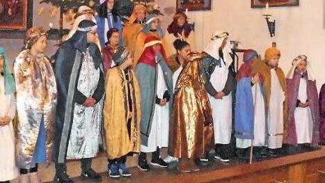 Die Sternsinger in Rothenkirchen feierten mit den Gläubigen, Pater Helmut Haagen sowie Generalvikar Georg Kestel einen Dankgottesdienst. Foto: Wolfgang Leicht