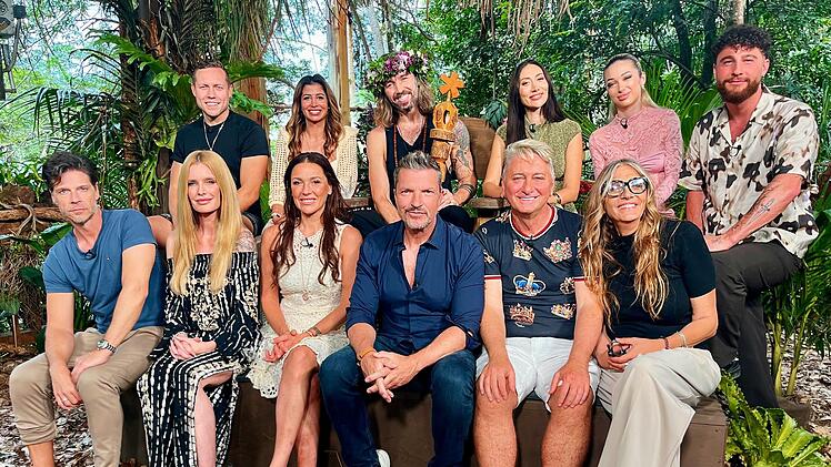 Alle zw&ouml;lf Dschungelcamp-Kandidaten treffen beim gro&szlig;en Wiedersehen im australischen TV-Baumhaus aufeinander.