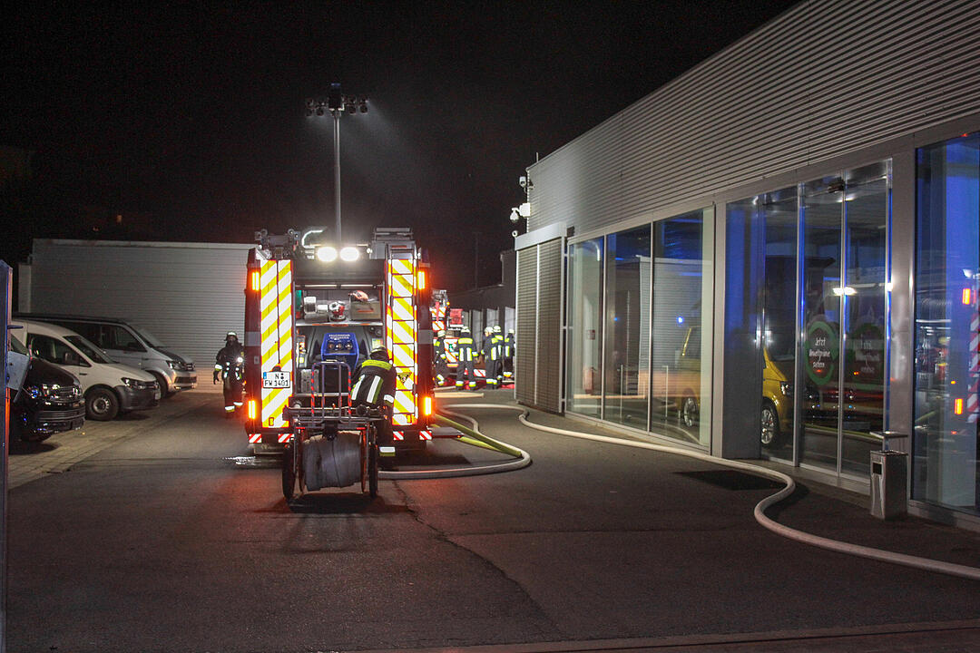 Werkstatt in Nürnberger Autohaus brannte