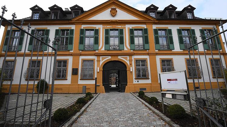 Von außen hat sich das ehemalige Missionshaus des Comboni-Ordens an der Karolinenstraße wenig verändert. Ganz neu ist seine Nutzung.Foto: Ronald Rinklef