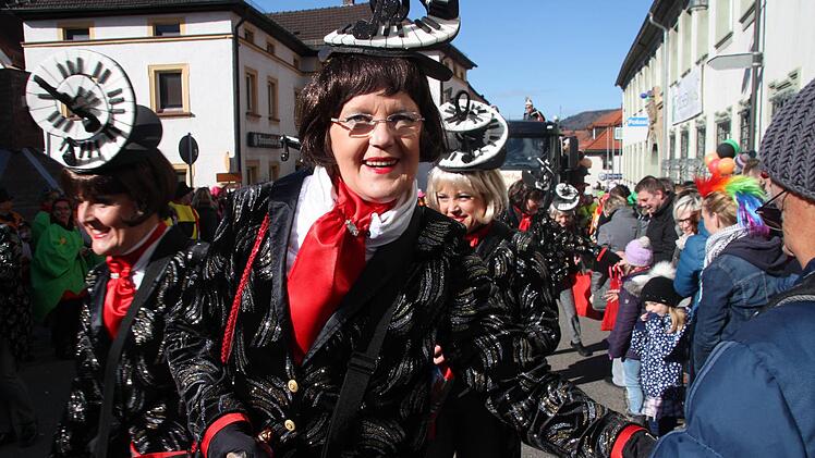 Marktplatztreiben in Stadtsteinach Foto: Jürgen Gärtner