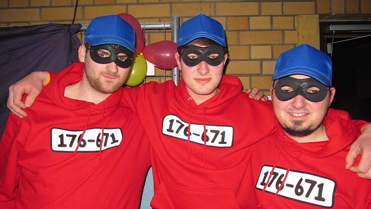 Achtung Panzerknacker (von links): Niklas, Jonas und Jonathan Fotos: Monika Schütz