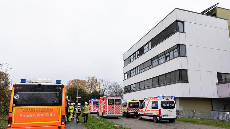 Pfefferspray in Kölner Schule - 19 Schüler verletzt