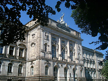 Julius-Maximilians-Universit&auml;t W&uuml;rzburg &uuml;berzeugt im Shanghai-Ranking 2026