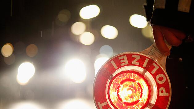 Kreis Ha&szlig;berge: Jugendlicher fl&uuml;chtet in Leicht-Kfz vor Polizei