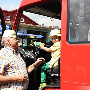 Neues Fahrzeug für die Feuerwehr Lehrberg