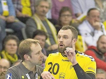 Florian Billek ist einer der wichtigsten Spieler im Team von HSC-Trainer Jan Gorr. Sein Wort findet beim Coach immer Gehör - gelegentlich auch während eines Spiels. Foto: CT-Archiv