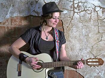 Die Lieder von Sam sind aus dem Leben gegriffen. Fotos: privat