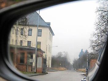 2011 wurden die Verhandlungen um einen Kauf des früheren BGS-Geländes unterbrochen und seither nicht wieder aufgenommen, berichtete Oberbürgermeister Norbert Kastner gestern im Stadtrat. Fotos: Simone Bastian