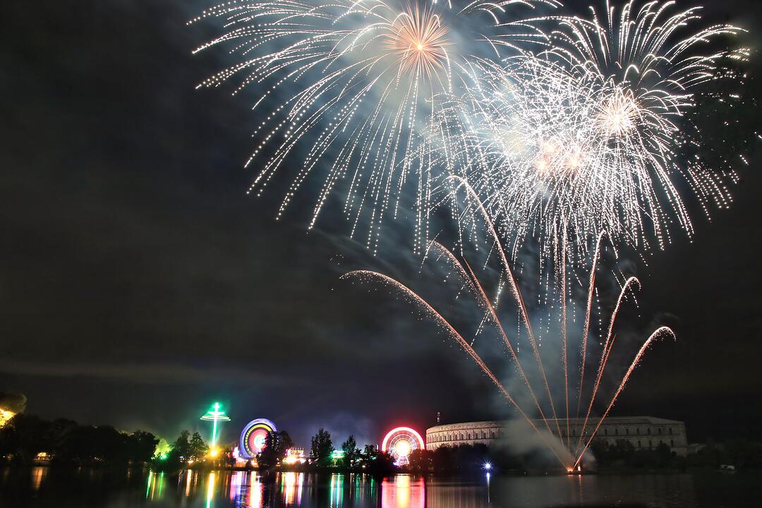 Feuerwerk Volksfest Nürnberg